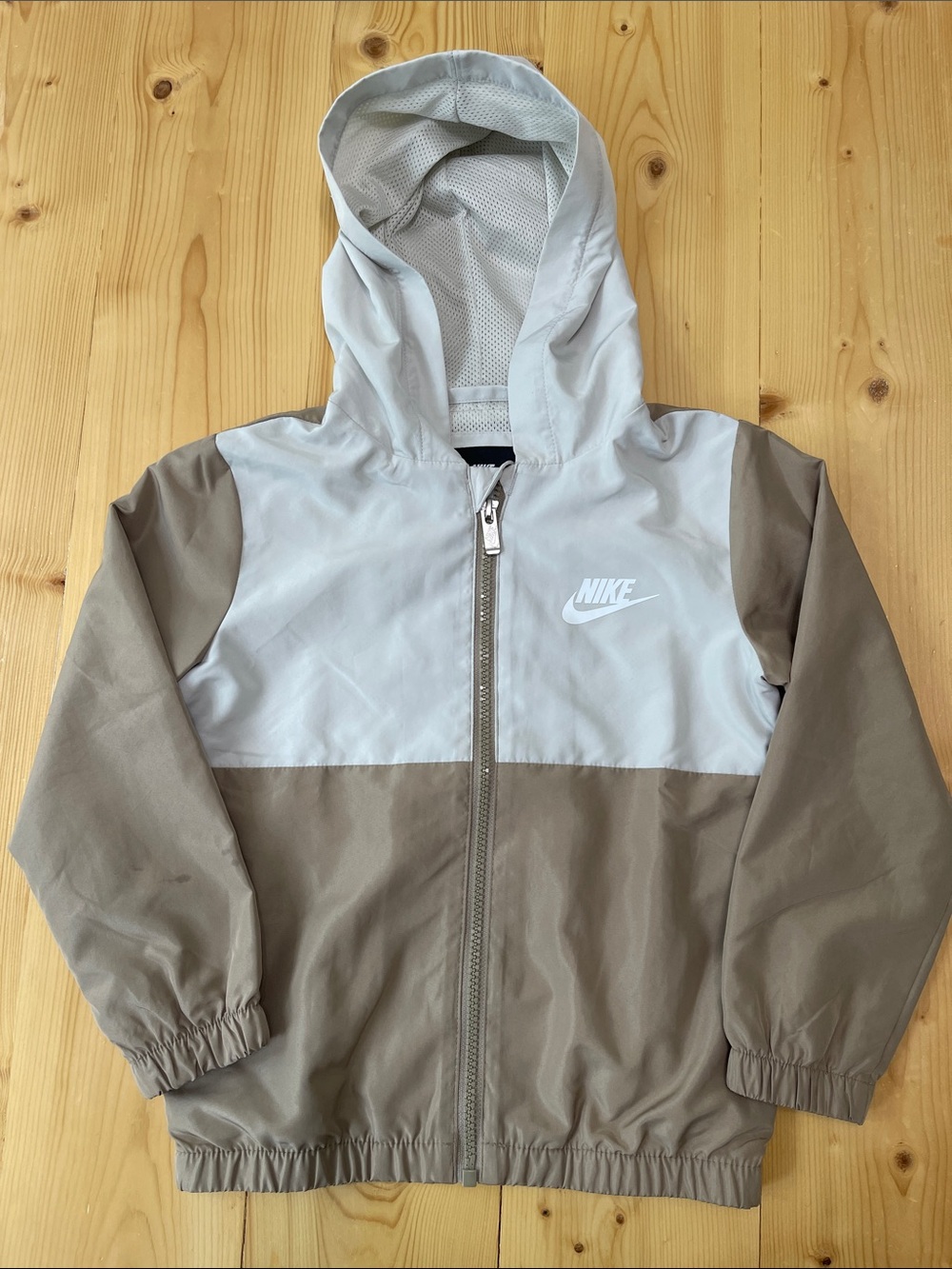 Nike Kids Windrunner Zip Hooded Windbreaker Jacket Colorblock Khaki Gray 4-5 YRS